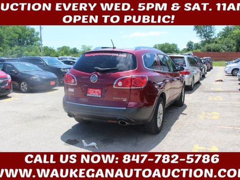 Used 2008 Buick Enclave CX w/ Driver Confidence Package image 3