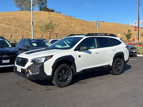 Certified 2025 Subaru Outback Wilderness AWD/4WD image 23