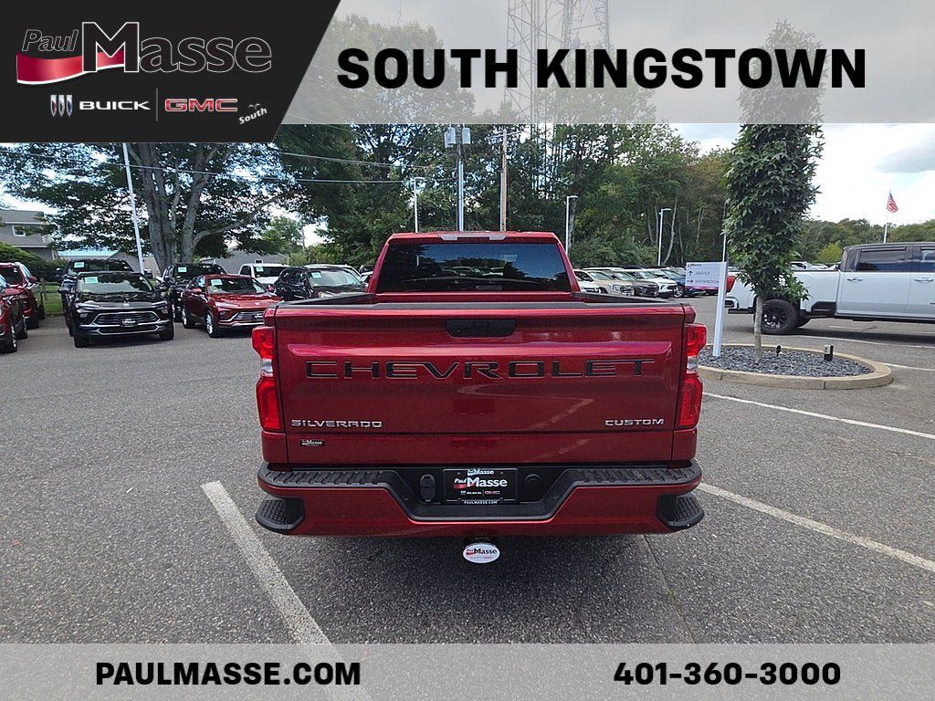 Used 2019 Chevrolet Silverado 1500 Custom w/ Custom Value Package AWD/4WD image 6