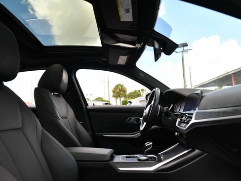 Used 2021 BMW 330i Sedan w/ Convenience Package image 29