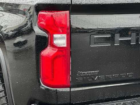 Used 2024 Chevrolet Silverado 2500 High Country w/ High Country Premium Package image 25