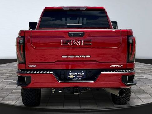 Used 2024 GMC Sierra 2500 AT4 w/ AT4 Premium Plus Package AWD/4WD image 6