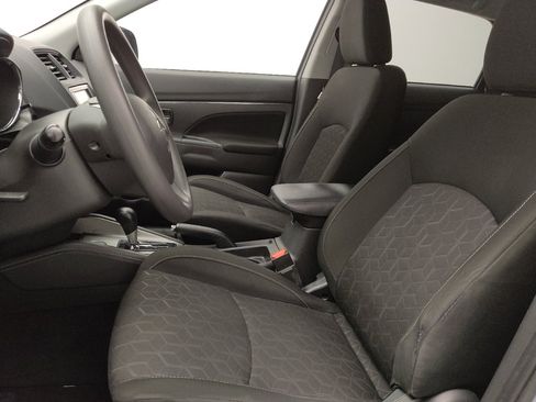 Used 2020 Mitsubishi Outlander Sport ES FWD image 17