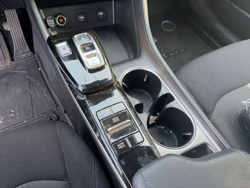 Used 2023 Hyundai Sonata SE FWD image 18