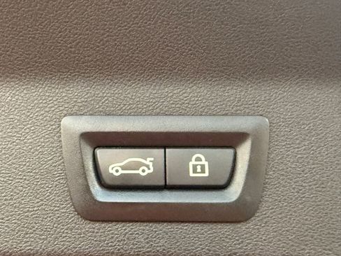 Used 2019 BMW X3 sDrive30i w/ Convenience Package RWD image 13