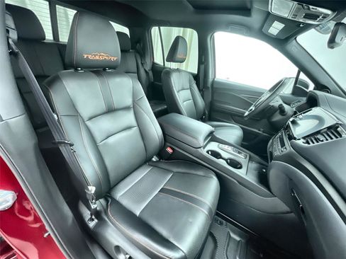 Certified 2025 Honda Ridgeline TrailSport image 30