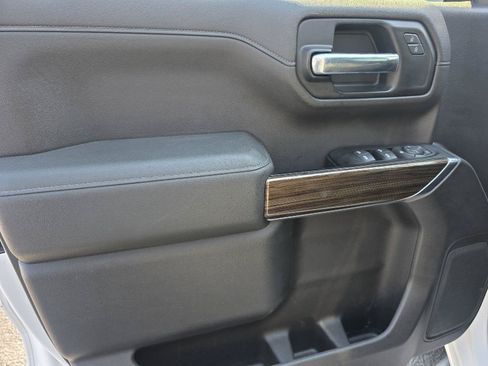 Used 2019 Chevrolet Silverado 1500 LT w/ All-Star Edition RWD image 10