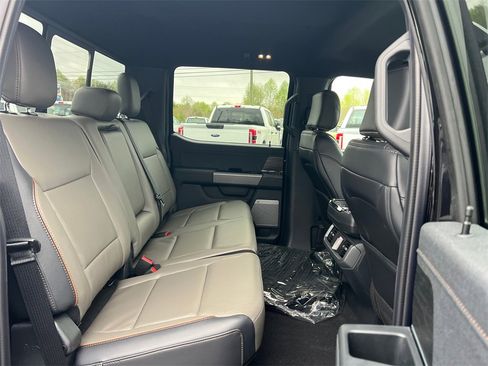 New 2025 Ford F150 Lariat w/ Equipment Group 501A Mid image 14