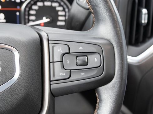 Used 2022 GMC Sierra 3500 AT4 image 8