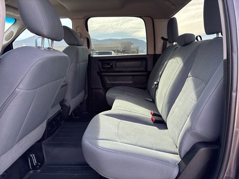 Used 2017 RAM 3500 Tradesman w/ Chrome Appearance Group image 17