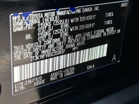 Used 2025 Toyota RAV4 LE FWD image 29
