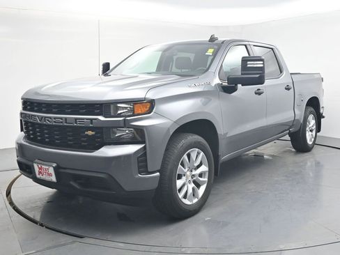 Used 2020 Chevrolet Silverado 1500 Custom w/ Custom Max Trailering Package image 1