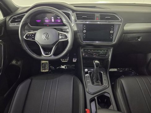 Used 2024 Volkswagen Tiguan SE R-Line FWD image 27