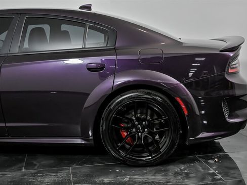 Used 2022 Dodge Charger SRT Hellcat w/ Harman/Kardon Audio Group RWD image 7
