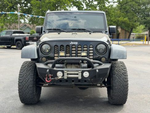 Used 2016 Jeep Wrangler Unlimited Rubicon w/ Dual Top Group image 4