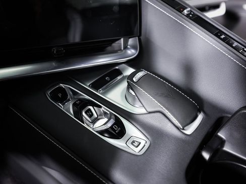 Used 2025 Chevrolet Corvette Stingray Coupe image 27