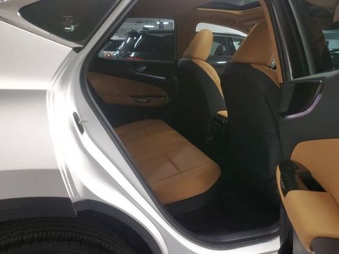 Used 2025 Lexus NX 350h AWD w/ Premium Package image 23