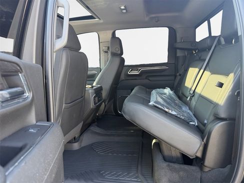 Used 2025 Chevrolet Silverado 2500 LTZ w/ LTZ Plus Package image 24