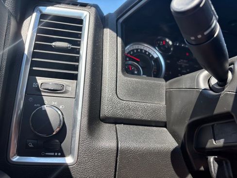 Used 2023 RAM 1500 Classic SLT w/ Trailer & Traction Group image 4