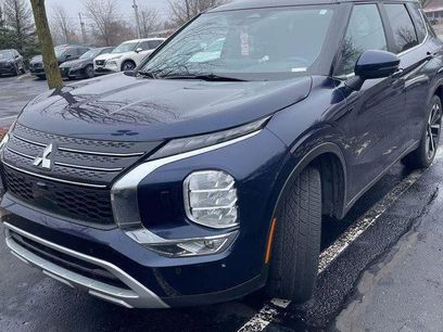 Used 2024 Mitsubishi Outlander SE