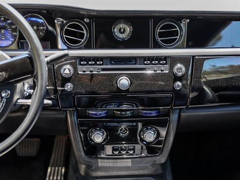 Used 2010 Rolls-Royce Phantom Coupe RWD image 34