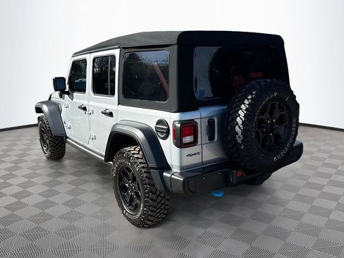 Used 2023 Jeep Wrangler Unlimited w/ Cold Weather Group image 8
