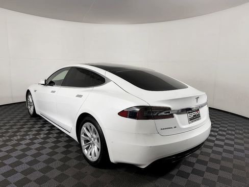 Used 2016 Tesla Model S 90D AWD/4WD image 17