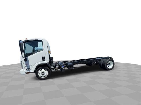 New 2024 Chevrolet Low Cab Forward 5500XD image 4