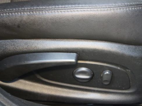 Used 2019 Chevrolet Impala LT FWD image 12