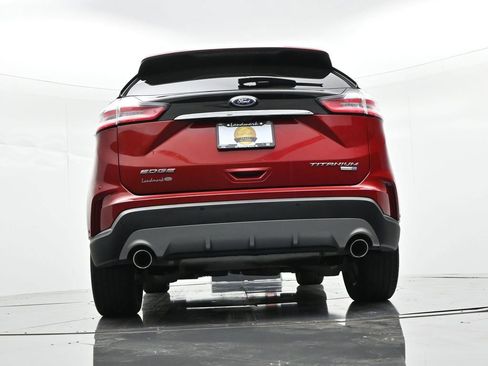 Used 2020 Ford Edge Titanium w/ Equipment Group 301A AWD/4WD image 31