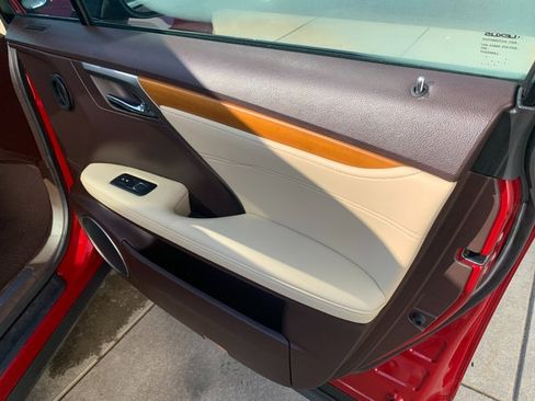 Used 2019 Lexus RX 450h AWD image 15
