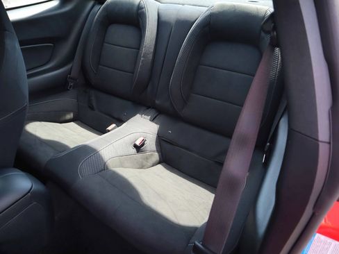 Used 2017 Ford Mustang Shelby GT350 w/ Electronics Package RWD image 5