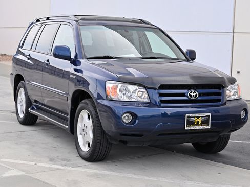 Used 2005 Toyota Highlander Limited AWD/4WD image 9