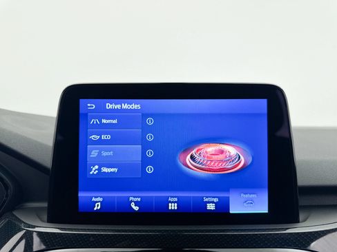 Used 2024 Ford Escape ST-Line AWD/4WD image 9