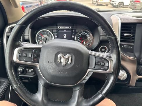 Used 2019 RAM 1500 Laramie AWD/4WD image 15