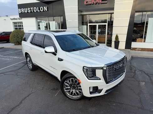 Used 2024 GMC Yukon Denali Ultimate image 2