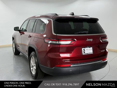 Used 2023 Jeep Grand Cherokee L Laredo AWD/4WD image 8