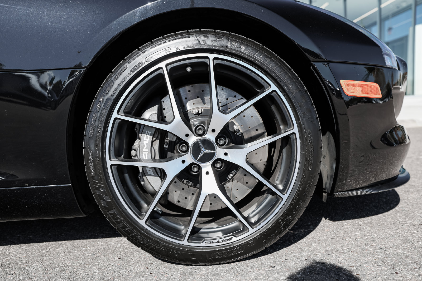 Used 2015 Mercedes-Benz SLS AMG GT Final Edition image 16
