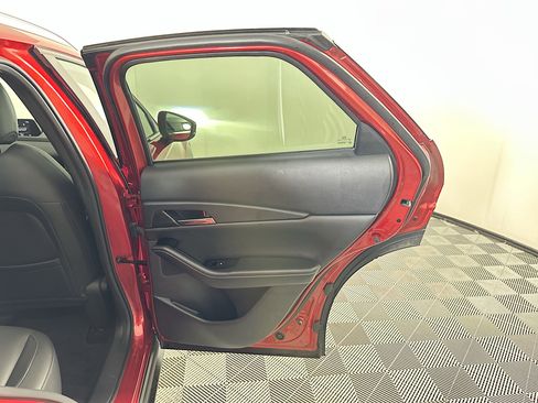 Used 2023 MAZDA CX-30 AWD 2.5 S w/ Preferred Package image 32