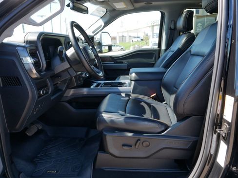 Certified 2025 Ford F350 Lariat w/ Lariat Ultimate Package AWD/4WD image 15
