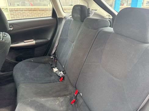 Used 2010 Subaru Impreza 2.5i image 31