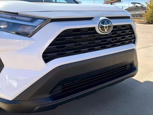 Used 2024 Toyota RAV4 LE image 28