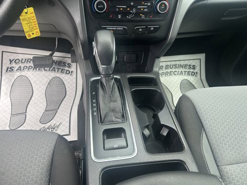 Used 2018 Ford Escape SE AWD/4WD image 16