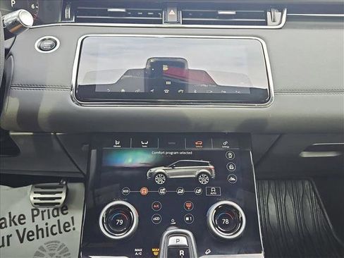 Used 2020 Land Rover Range Rover Evoque R-Dynamic SE image 15