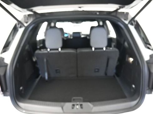 New 2026 Ford Explorer ST-Line RWD image 28