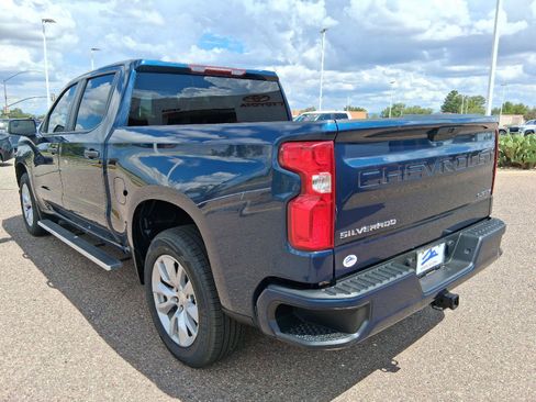 Used 2021 Chevrolet Silverado 1500 Custom w/ Safety Confidence Package RWD image 4
