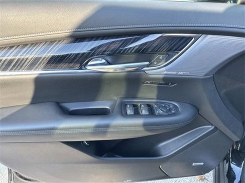 Certified 2023 Cadillac XT6 Premium Luxury w/ Technology Package image 16