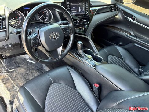 Certified 2022 Toyota Camry SE FWD image 19