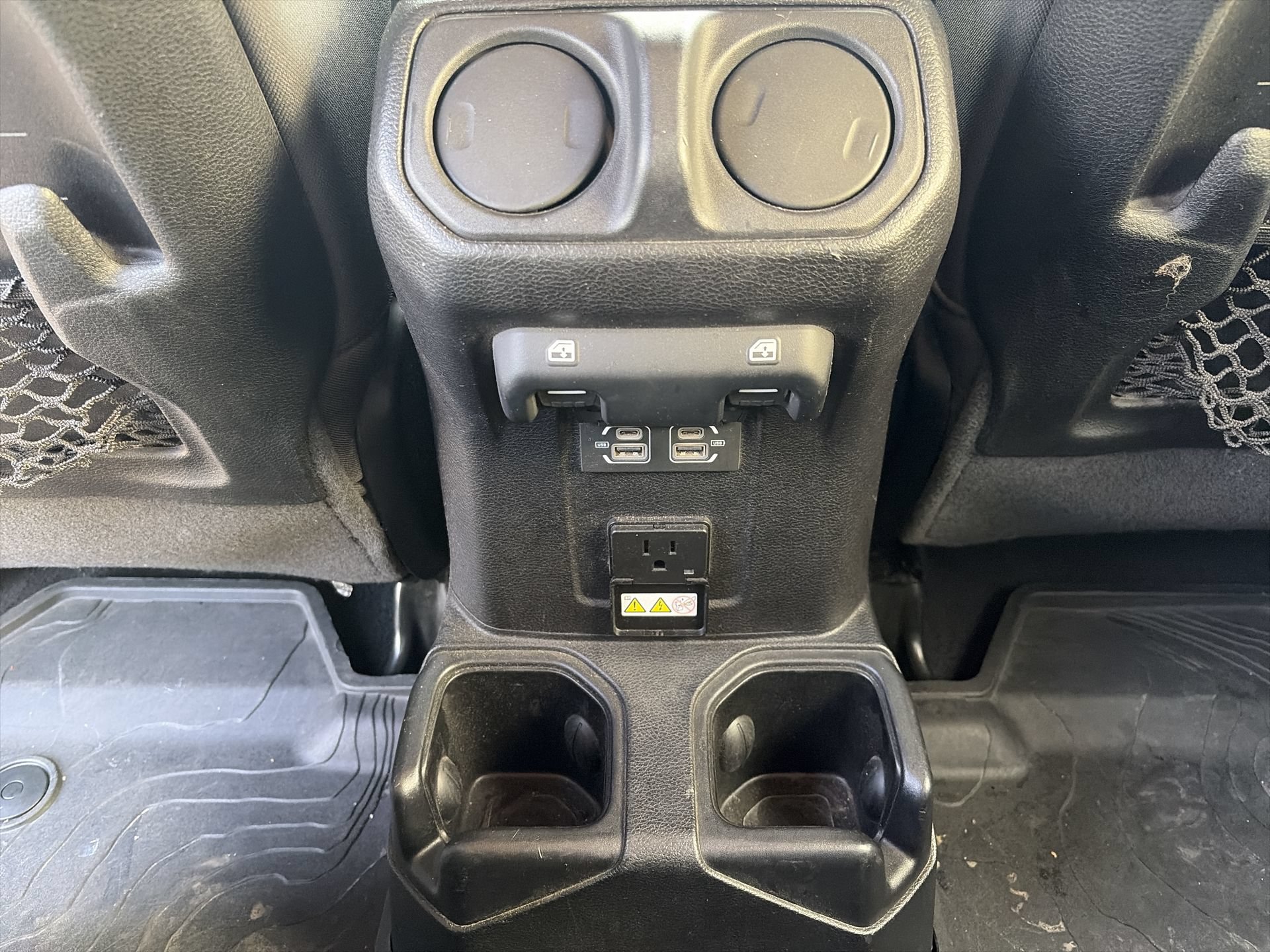 Used 2021 Jeep Gladiator Mojave AWD/4WD image 23