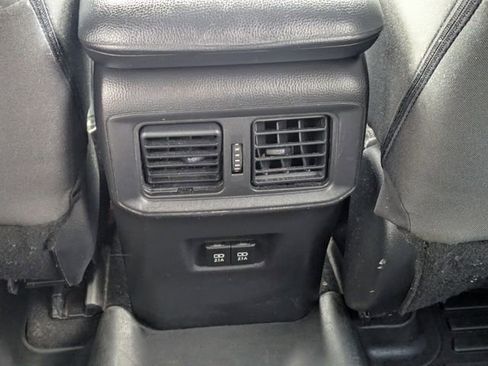 Used 2020 Toyota RAV4 XLE image 15